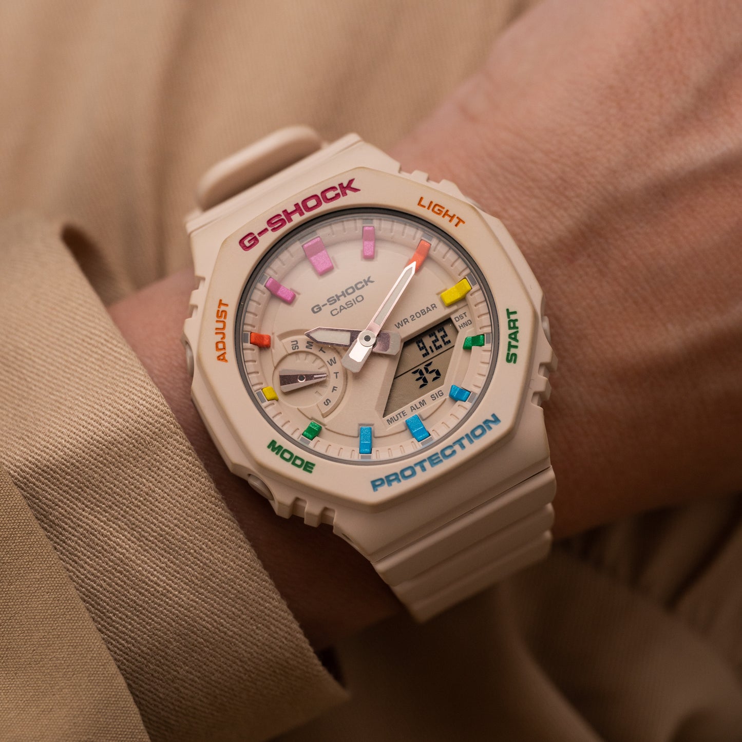 G-Shock CasiOak Mini Latte Rainbow (カシオークミニ/ラテレインボー)