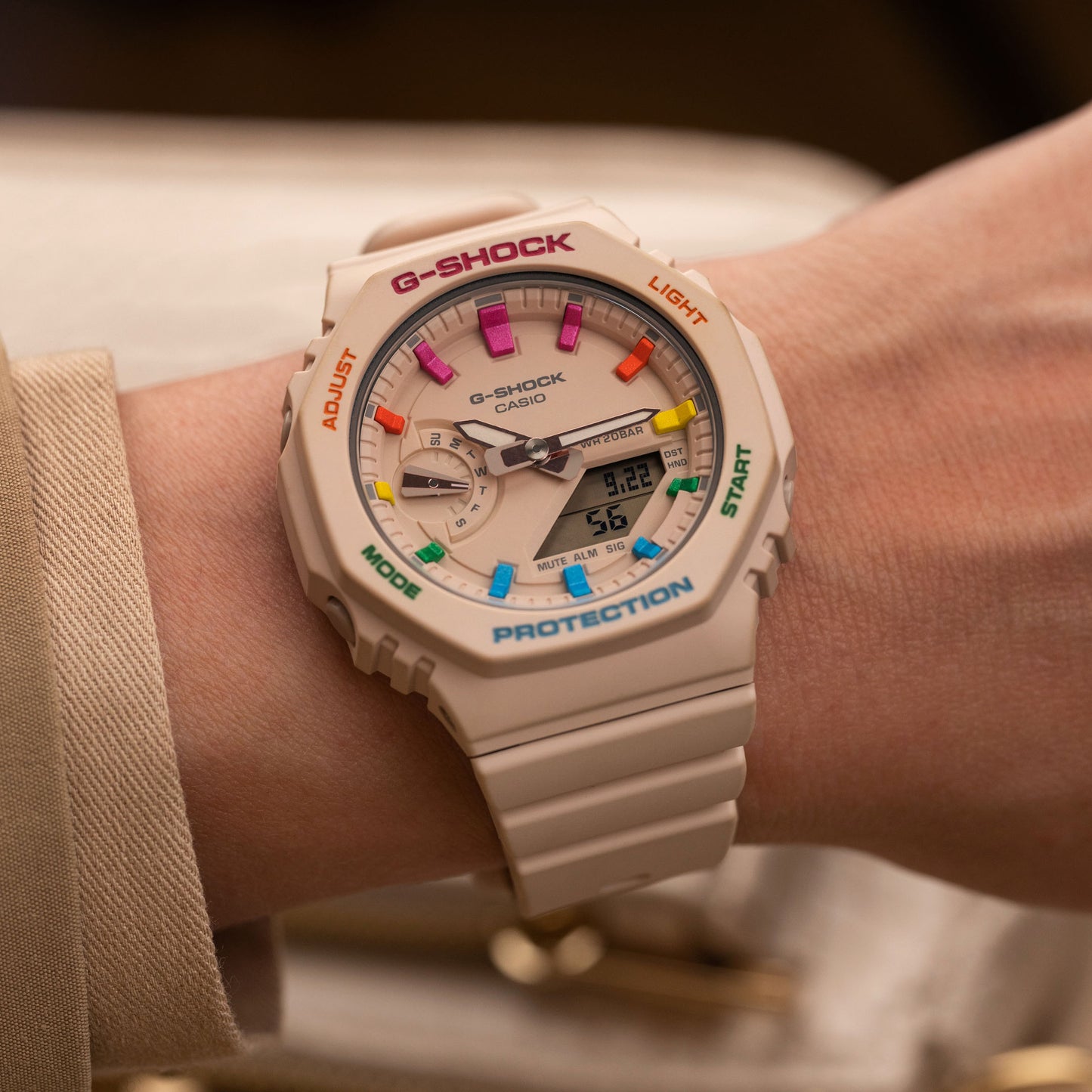 G-Shock CasiOak Mini Latte Rainbow (カシオークミニ/ラテレインボー)