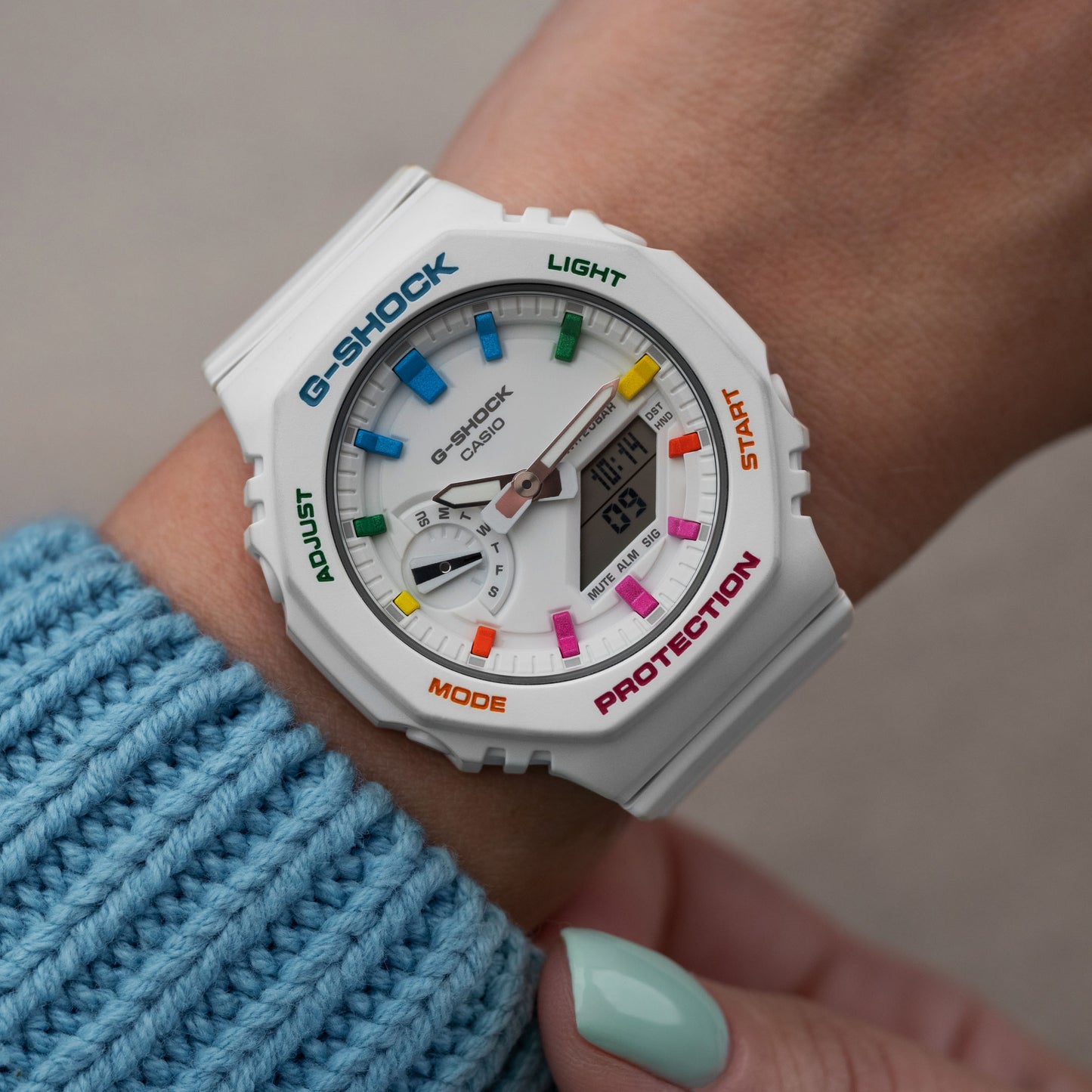 G-Shock CasiOak Mini Polar Rainbow (カシオークミニ/ホワイトレインボー)