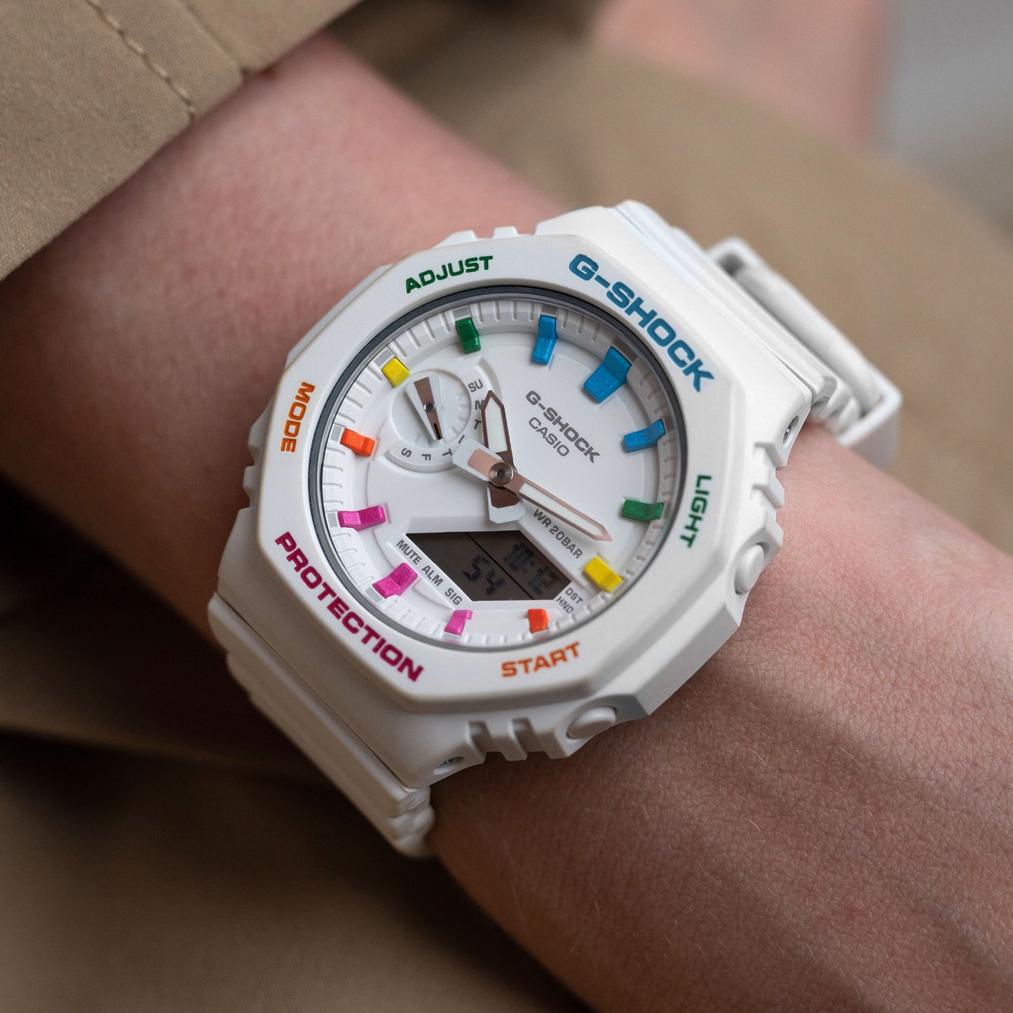 G-Shock CasiOak Mini Polar Rainbow (カシオークミニ/ホワイトレインボー)